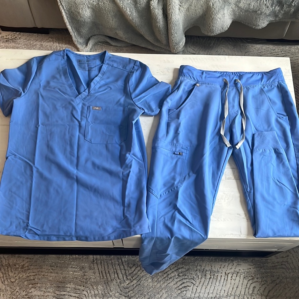 FIGS Scrubs